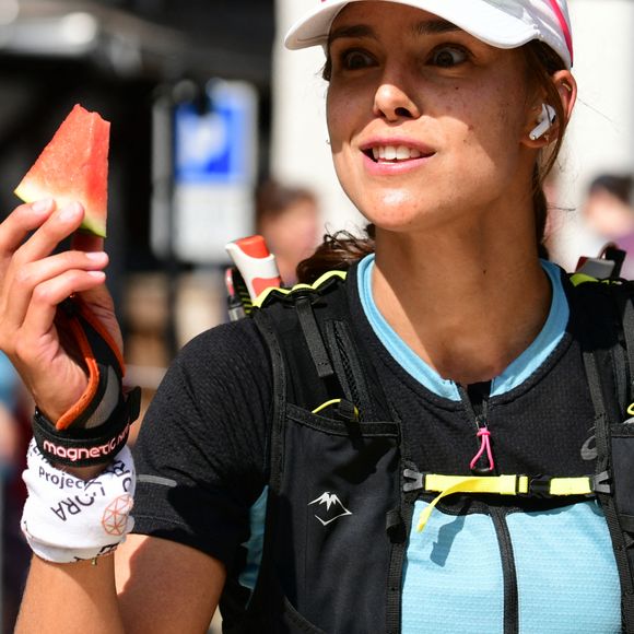 Exclusif - Marine Lorphelin (Miss France 2013) participe et finit la course MCC, 40 kms et 2300m de dénivelé positif, en marge de l'Ultra Trail du Mont Blanc (UTMB) à Chamonix le 26 août 2024. Son compagnon l'a soutenu sur tout le parcours © Romain Doucelin / Bestimage  Exclusive - No web en Suisse / Belgique Marine Lorphelin (Miss France 2013) is taking part in and finishing the MCC race, 40km and 2,300m of ascent, as part of the Ultra Trail du Mont Blanc (UTMB) in Chamonix on 26 August 2024. Her partner supported her all the way. 