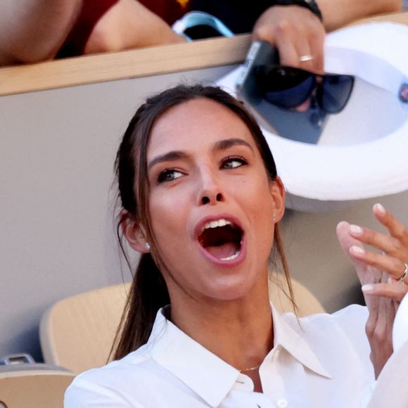 Marine Lorphelin (Miss France 2013) - Célébrités dans les tribunes des internationaux de France de Roland Garros à Paris le 31 mai 2022. © Cyril Moreau - Dominique Jacovides/Bestimage  Celebrities in the stands of the French internationals at Roland Garros in Paris on May 31, 2022. 