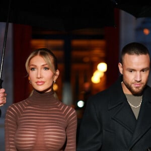 Un sac attaché autour de son épaule aurait d'ailleurs été retrouvé après sa chute

Liam Payne et sa compagne Kate Cassidy à la sortie de l'hôtel La Réserve pour profiter d'une soirée parisienne en amoureux lors de la mode femme automne / hiver 2024-2025 lors de la Fashion Week de Paris (PFW), à Paris, France, le 2 mars 2024.