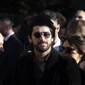 Zayn Malik - Funérailles de Liam Payne à l'église St Mary à Amersham, le 20 novembre 2024. L'ex-membre du groupe One Direction a chuté du troisième étage, le 16 octobre 2024, depuis le balcon de sa chambre d'hôtel à Buenos Aires (Argentine). Celle-ci a été retrouvé saccagée. 