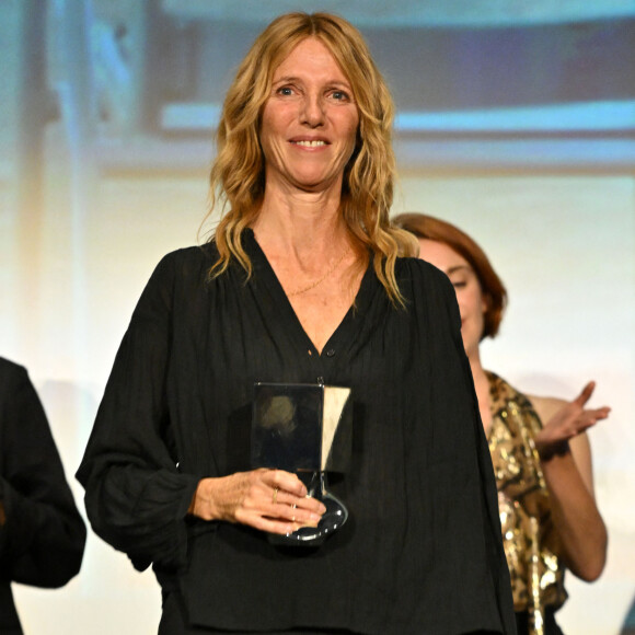 Sandrine Kiberlain (Prix coup de coeur) lors de la soirée de clôture de la 6ème édition du festival Cinéroman au cinéma Pathé Gare du Sud, à Nice, France, le 5 octobre 2024 © Bebert-Jacovides/Bestimage 