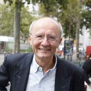 Exclusif - Philippe Geluck à la sortie des studios de RTL à Paris, France, le 28 août 2023.