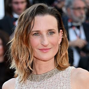 Maman de Léon, né en 2009 et d'une fille, Anna, née en août 2015, Camille Cottin est en couple avec l'architecte Benjamin Mahon depuis 2005
Camille Cottin - Montée des marches du film " L'amour ouf " lors du 77ème Festival International du Film de Cannes, au Palais des Festivals à Cannes. Le 23 mai 2024 © Bruno Bebert / Bestimage 