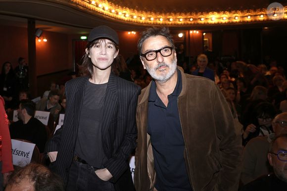 Charlotte Gainsbourg et son compagnon Yvan Attal - Soirée de mobilisation "L'Europe contre l'antisémitisme" au théâtre Antoine à Paris le 3 juin 2024. © Cédric Perrin/Bestimage