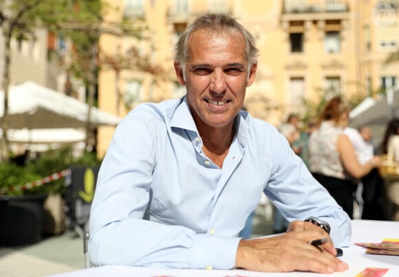 On peut voir Vahé, né de l'union entre son fils Alessandro Belmondo et sa compagne, Méliné Ristiguian
 
Paul Belmondo au festival "Les Héros de la Télé" à Beausoleil le 12 octobre 2024. © Jean-François Ottonello / Nice Matin / Bestimage