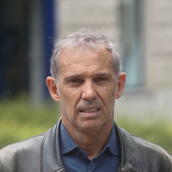Exclusif - Paul Belmondo - Obsèques de Francine Leca (Fondatrice de Mécénat Chirurgie Cardiaque et première femme devenue chirurgienne cardiaque) en l'église Saint-Pierre à Neuilly-sur-seine, France, le 21 juin 2024. © Christophe Clovis / Bestimage