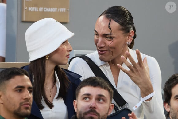 Djebril a alors choisi de s'exprimer sur X
Lénie, Djebril (candidats Star Academy 2024) - Célébrités dans les tribunes des Internationaux de France de tennis de Roland Garros 2024 à Paris le 27 mai 2024. © Moreau-Jacovides/Bestimage