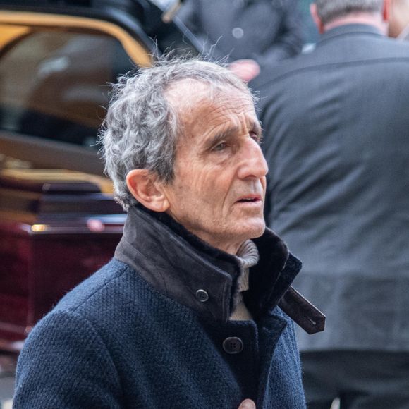 Alain Prost aux obsèques de Jean-Pierre Jabouille en l’église St Pierre, place de la Libération à Montfort l’Amaury dans le département des Yvelines, France, le 10 février 2023. © Baptiste Autissier/Panoramic/Bestimage