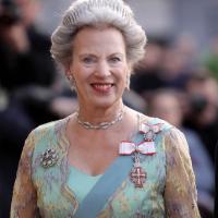 La reine Margrethe de Danemark, rayonnante, poursuit les festivités... entachées par un très ennuyeux incident !