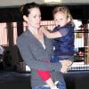 Jennifer Garner va chercher Violet à l'école (16 avril 2010 à Santa Monica/Etats-Unis)