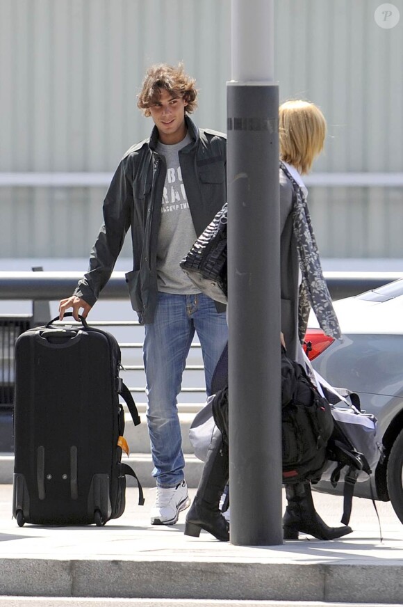 Rafael Nadal retourne au bercail avec sa mère, le 20 avril 2010