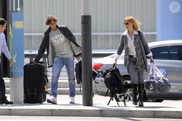 Rafael Nadal retourne au bercail avec sa mère, le 20 avril 2010