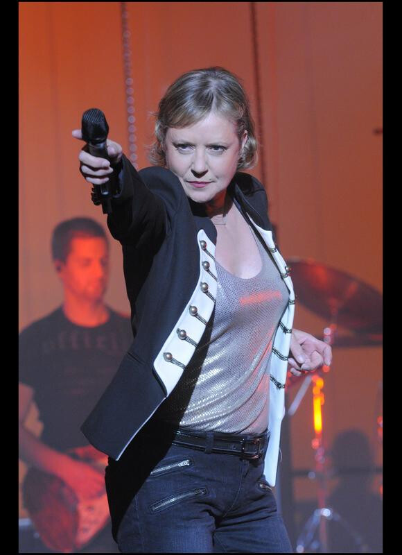 Dorothée, sur la scène de l'Olympia, le 17 avril 2010.