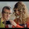 Taylor Swift dans la dernière campagne de pub pour l'appareil photo Sony TX7 Cybershot