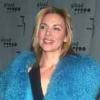 Kim Cattrall en 2000, elle aime les couleurs flashy