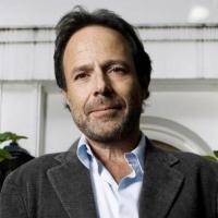 Marc Lévy, récent papa, nous présente... son nouveau bébé !