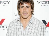 Fernando Alonso : le champion de formule 1 fait assurer... deux de ses doigts pour une somme faramineuse !