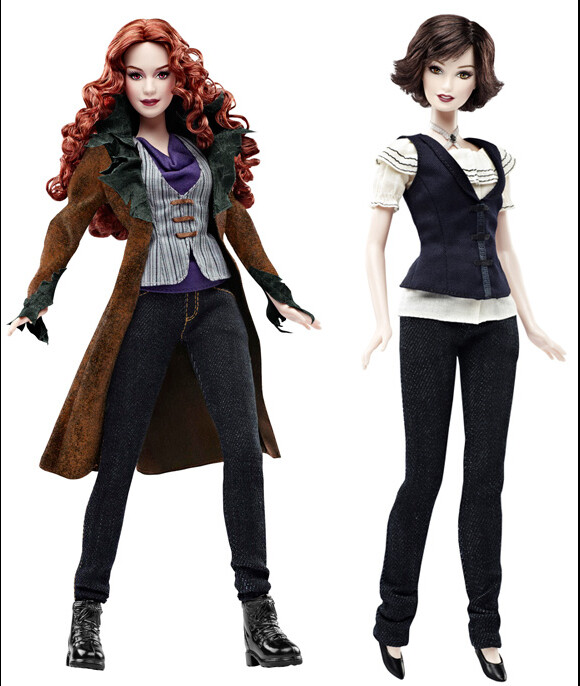 Les Barbie de Victoria et Alice Cullen, personnages de Twilight