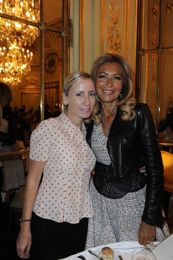 Paula d'Assche et Nicole Weinberg au déjeuner de l'Hôtel Le Meurice, le 6 mai 2010.