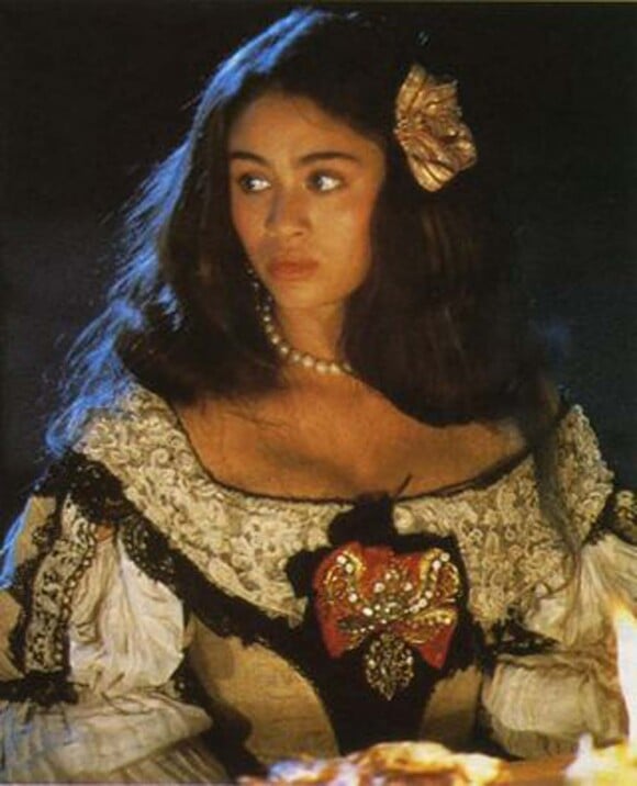 Charlotte Lewis dans Pirates de Roman Polanski, 1986
