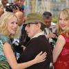 Naomi Watts, Lucy Punch, Woody Allen lors du photocall à Cannes pour You Will Meet A Dark Stranger, le 15 mai 2010