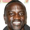Le chanteur Akon, lors du concert KIIS FM au  Staples Center, à Los Angeles, le samedi 15 mai 2010.