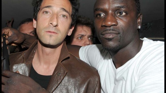 Adrien Brody, Akon, Frédéric Michalak et Hatem Ben Arfa font la fête avec les Guetta !