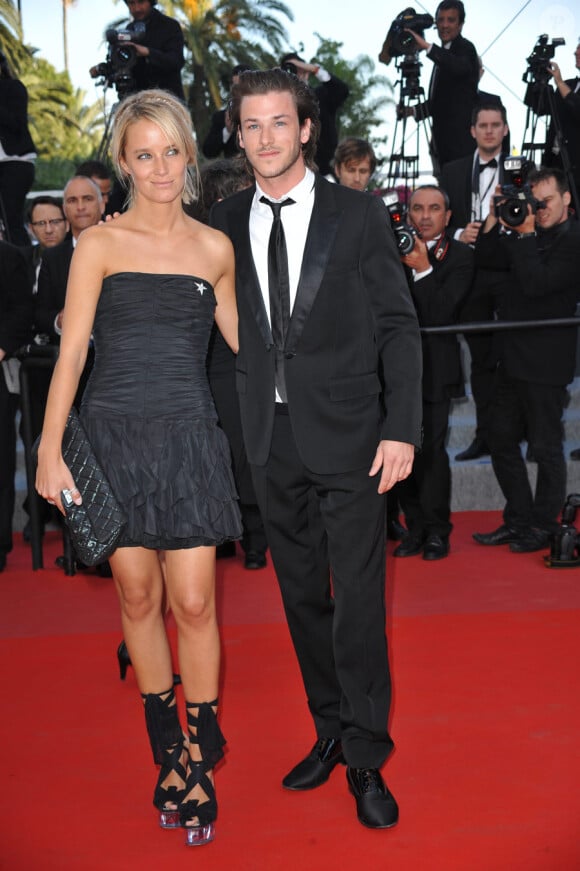 Gaspard Ulliel et sa bien-aimée Jordane lors de la présentation du film Fair Game durant le festival de Cannes le 20 mai 2010
