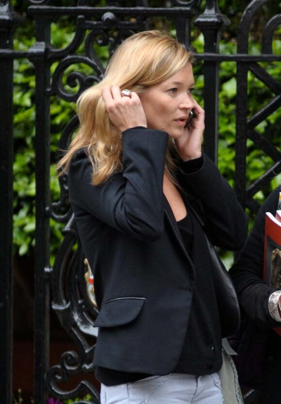 Kate Moss a été cambriolée pendant son sommeil d'après la presse anglaise, le 21 mai 2010.