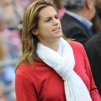 Amélie Mauresmo, radieuse, s'essaye au... rugby, avant de revenir à Roland-Garros !