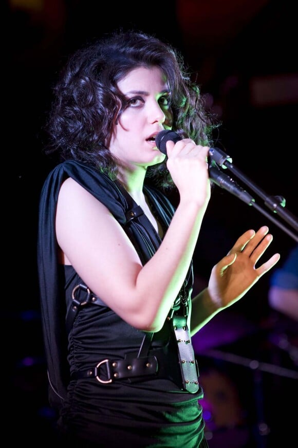 Katie Melua sur scène à Londres, le 5 mai 2010 !