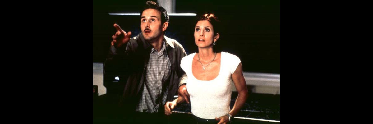 Photo : David Arquette et Courteney Cox dans Scream 2 - Purepeople