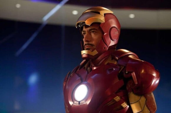 Robert Downey Jr. dans le rôle de Iron Man