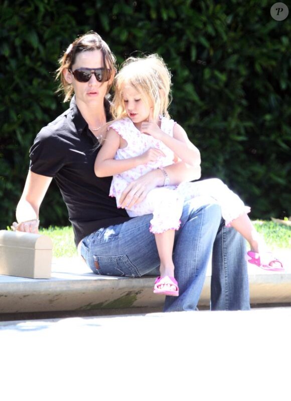 Jennifer Garner et sa fille Violet (31 mai 2010 à Brentwood)