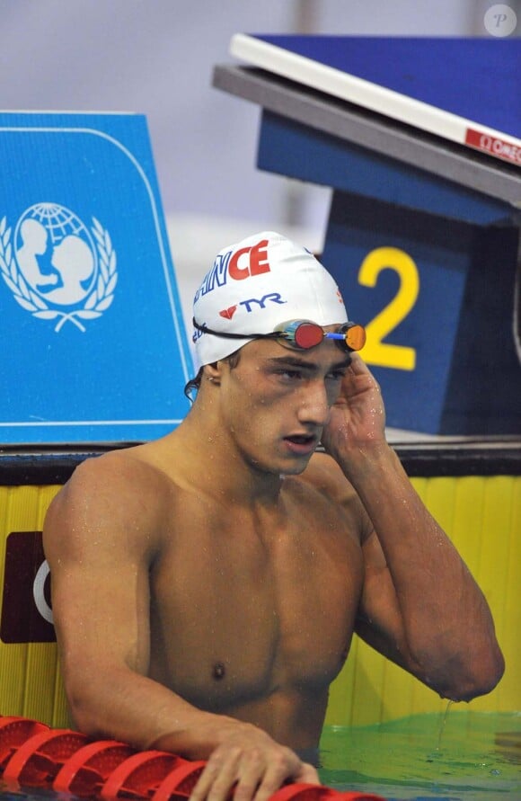 Benjamin Stasiulis bientôt sanctionné par la Fédération française de natation pour avoir fait la fête pendant un stage de l'équipe de France en avril 2010.