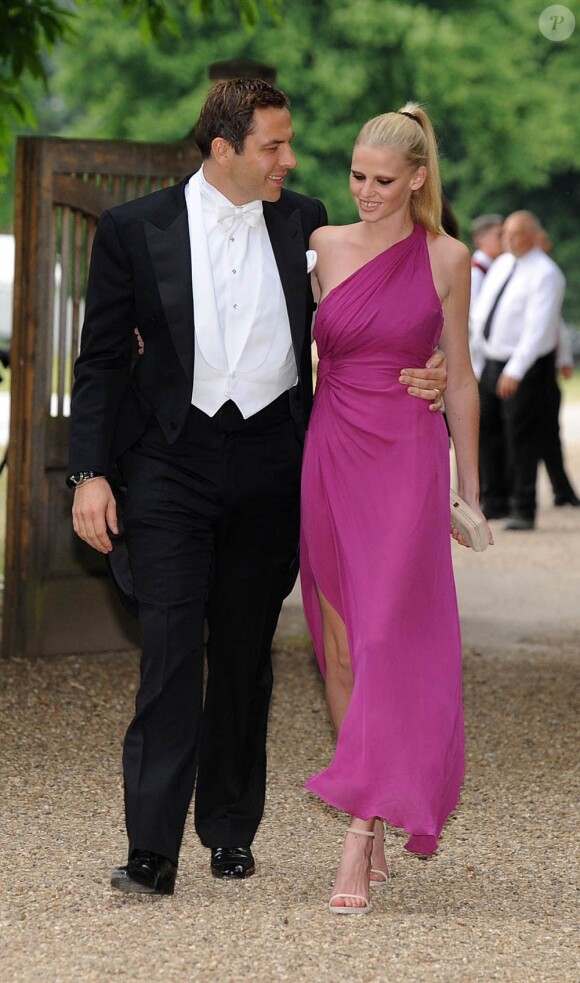 Lara Stone et David Walliams lors du 5e gala de charité annuel organisé par la Raisa Gorbatchev Foundation, qui s'est tenu au Stud House d'Hampton Court Palace, au sud de Londres, le 5 juin 2010.