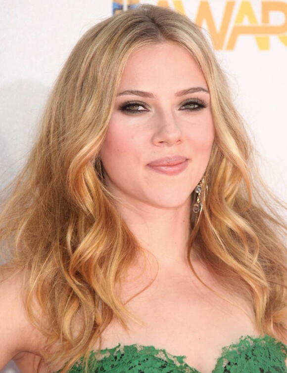 La belle Scarlett Johansson lors des MTV Movie Awards 2010, à Los Angeles, le 6 juin 2010.