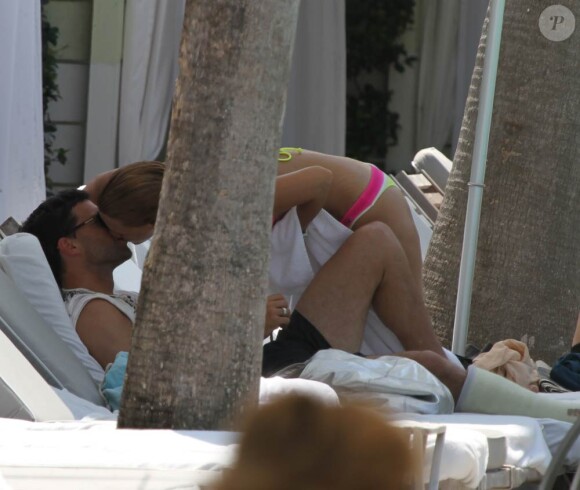 Michael Ballack et sa charmante épouse Simone Lambe, en vacances à Miami, le 10 juin 2010.
