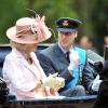 Camilla Parker Bowles et son beau-fils le prince William à la parade Trooping the Colour, le 12 juin 2010, à Londres.