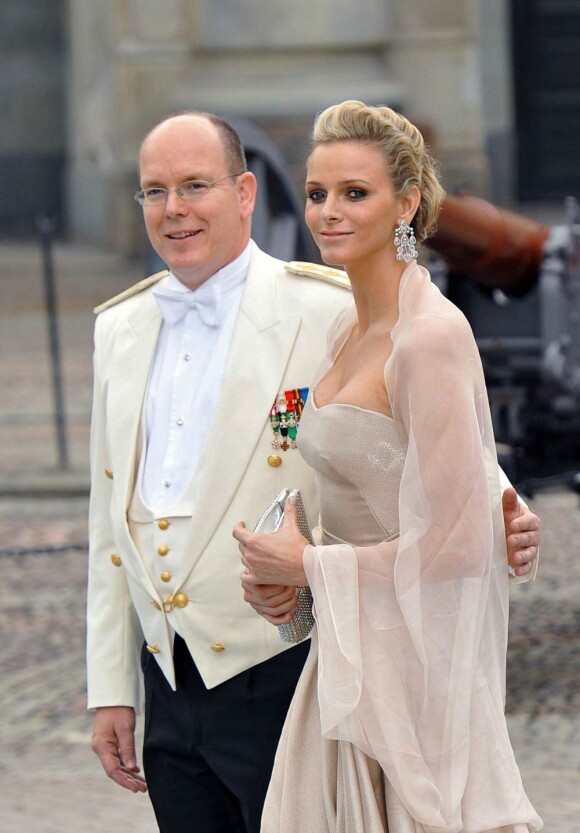 Samedi 19 juin 2010 : Le mariage de la princesse Victoria de Suède et de Daniel Westling, apothéose de leur conte de fées, a été béni par un incroyable cortège de royaux.