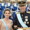 Samedi 19 juin 2010 : Le mariage de la princesse Victoria de Suède et de Daniel Westling, apothéose de leur conte de fées, a été béni par un incroyable cortège de royaux.