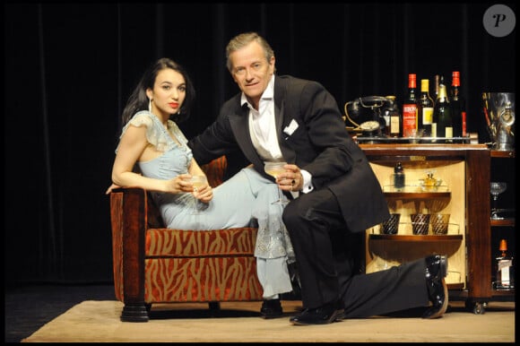 Francis Huster et Lisa Masker lors du filage de la pièce Sacha le magnifique au théâtre de la Gaîté-Montparnasse le 21 juin 2010