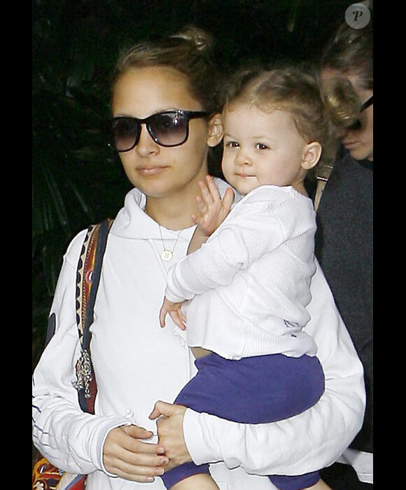 Nicole Richie et sa fille Harlow en octobre 2009