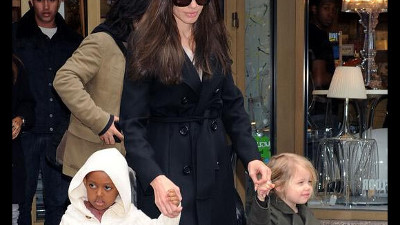 La sublime Angelina Jolie évoque son couple et sa famille : ''Shiloh, c'est un petit mec'' !