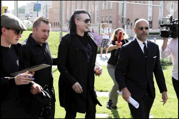 Marilyn Manson inaugure sa nouvelle exposition de peintures à la galerie Kunsthalle, à Vienne en Autriche, le 28 juin 2010.