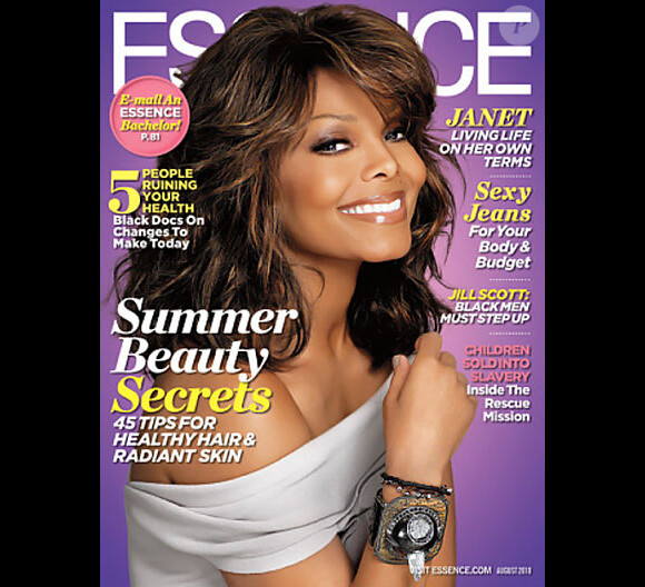 Janet Jackson en couverture de Essence Magazine du mois d'août 2010