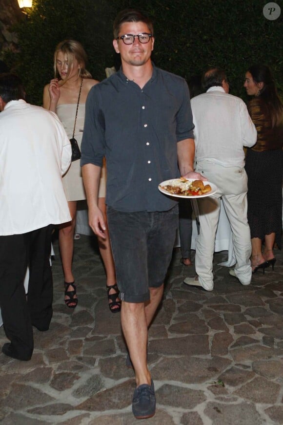 Josh Harnett, lors du dîner à l'Hotel Mezzatorre, à l'occasion du dernier jour du 8e Festival Global Music & Cinema d'Ischia, en Italie, le 17 juillet 2010.