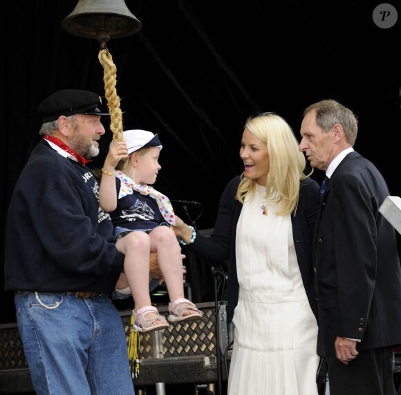 Le 29 juillet 2010, la princesse Mette-Marit de Norvège inaugurait le Tall Ships Races dans sa ville natale de Kristiansand.