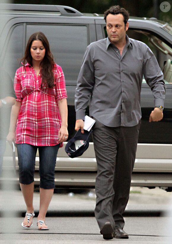 Vince Vaughn et sa femme Kyla Weber sur le tournage de What you don't know à Chicago, le 30 juillet 2010