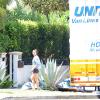 Liv Tyler quitte Beverly Hills pour New York, le 31 juillet 2010